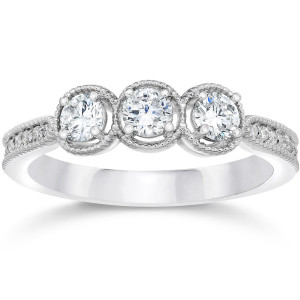 Vintage Yaffie White Gold Diamond Engagement Ring with 3 Stones
