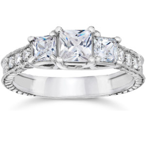 Vintage Yaffie Princess Cut Diamond Engagement Ring in White Gold with 1 1/2ct Total Diamond Weight