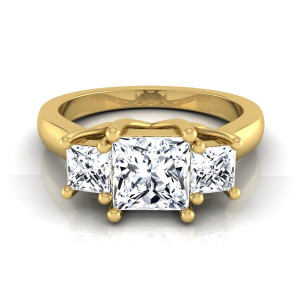 IGI-certified Yaffie Gold Princess-cut 3-Stone Engagement Ring with 1 1/2ct TDW