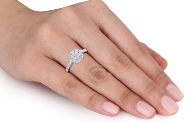 Starry Night Sparkle: Crafting Your Yaffie Diamond Flower Halo Ring