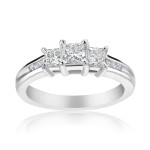 Stunning Yaffie 3-Stone Princess Diamond Ring with 1/2ct TDW in White Gold