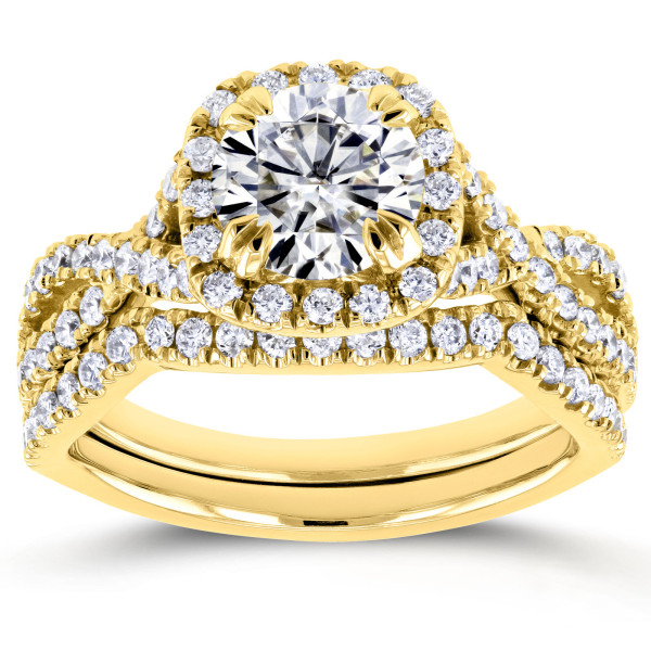 Radiant Love: Yaffie Gold Bridal Set with Forever Brilliant Moissanite & Glittering 3/4ct Diamonds