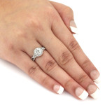 Certified Round Diamond Engagement Ring - Yaffie Gold 1ct TDW