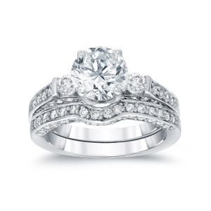 Certified Round Diamond Bridal Ring Set with 2ct TDW in Yaffie White Gold