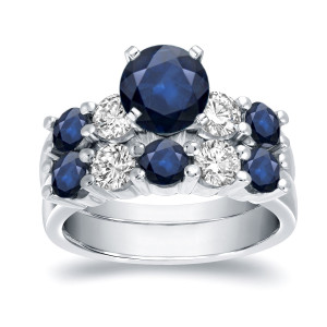 Blue Sapphire and Round Diamond Bridal Ring Set in White Gold (3.1/10ct and 7/8ct TDW) by Yaffie.
