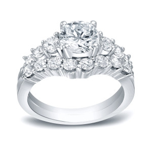Certified Round-Cut Diamond Bridal Ring Set with 3ct TDW in Yaffie White Gold