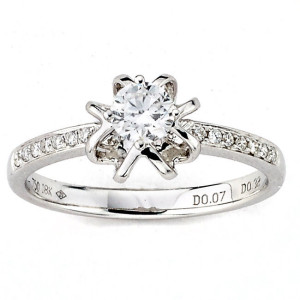 Cure in Diamonds: Yaffie White Gold 2/5ct TDW Ring