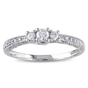 Sparkling Yaffie White Gold Diamond Engagement Ring with 3 Stunning Stones