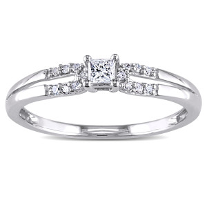 Sparkling Yaffie White Gold Promise Ring with 1/6ct of Dazzling Diamonds
