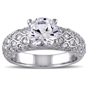 Yaffie White Sapphire Engagement Ring: A Radiant White Gold Treasure