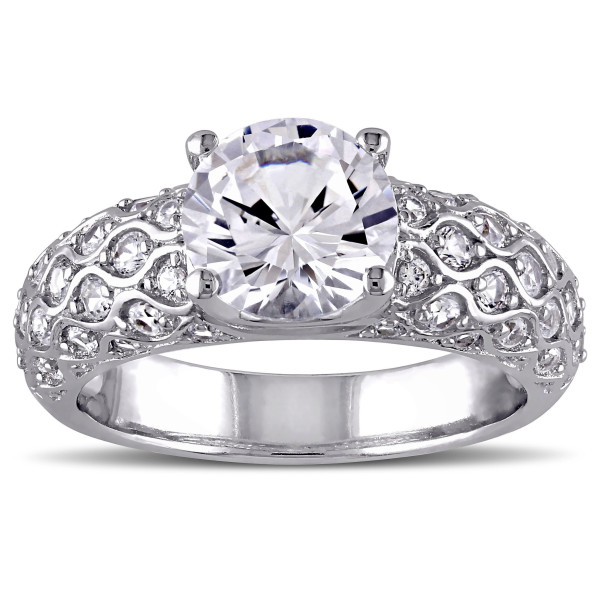 Yaffie White Sapphire Engagement Ring: A Radiant White Gold Treasure