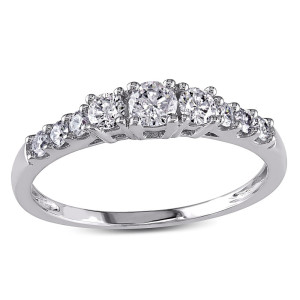 Sparkling Yaffie White Gold Engagement Ring with Stunning 1/2ct TDW Round Diamond