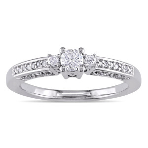 Yaffie 3-Stone Diamond Promise Ring in White Gold - 1/4ct TDW