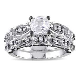 Yaffie Signature Bridal Ring: White Gold, Sparkling Sapphire, and Dazzling Diamonds
