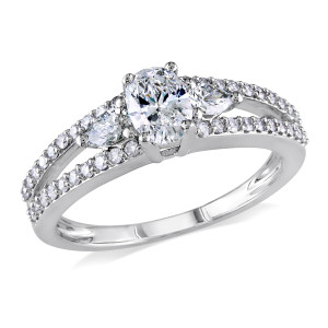 Oval Cut Diamond Ring from Yaffie Signature Collection, Certified 1ct TDW in White Gold.