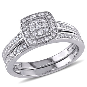 Yaffie Sterling Silver Bridal Ring Set with a Sparkling Diamond Halo Cluster (1/4ct TDW)