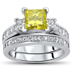 Yellow Princess-cut Diamond Bridal Set with Yaffie Gold 2 1/2ct TDW