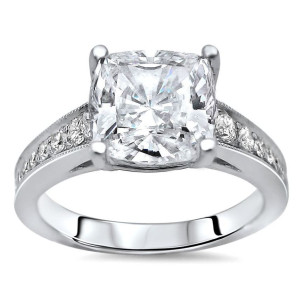 Sparkling Yaffie White Gold Ring with Cushion-Cut Moissanite and Dazzling 1/4ct TDW Diamonds for Engagement