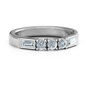 Yaffie ™ Custom-made Personalised Ring with Love Charms