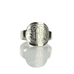 Yaffie ™ Custom-Made Personalised Monogram Ring with Engraved Design