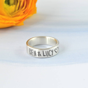 Yaffie ™ Custom-Made Personalised Couples Band for a Unique Touch