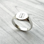Yaffie ™ Custom-Made Personalised Round Initial Signet Ring